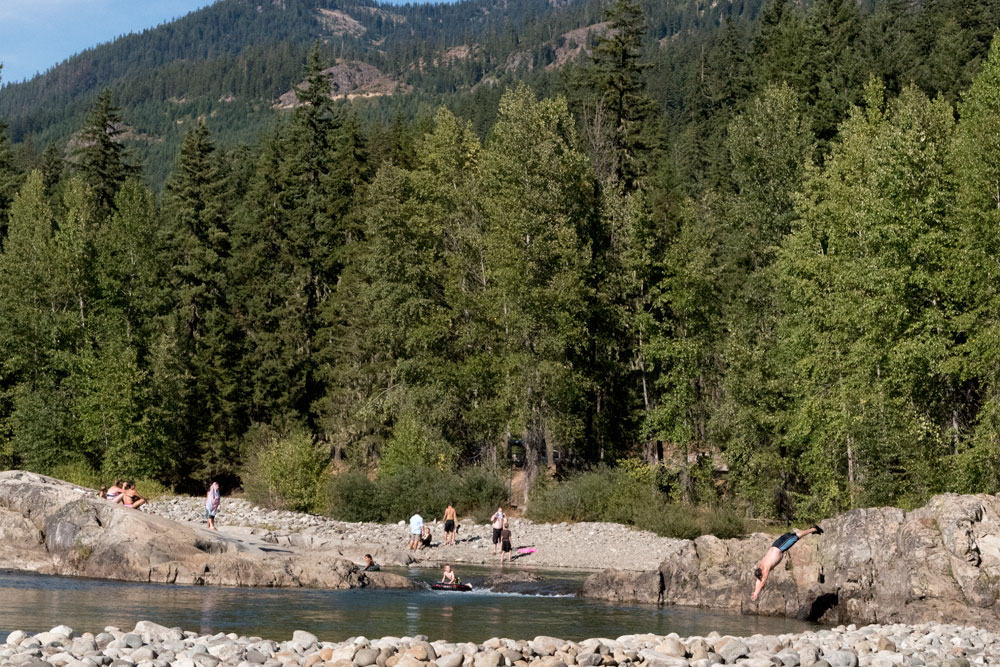 trees,river,tubing,cleelum