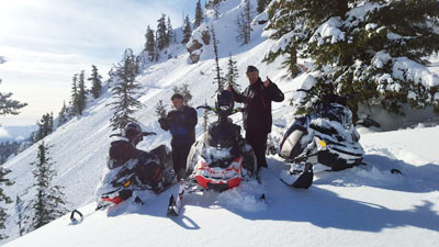 snowmobiling,winter,cleelum