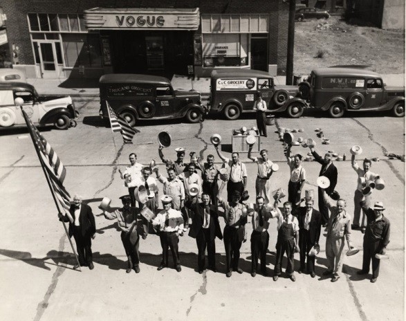 the,vogue,theatre,cleelum