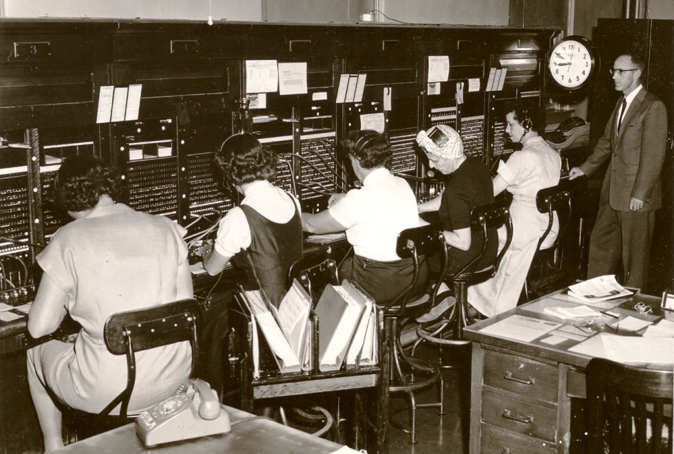 cleelum,telephone,operator,service,1959